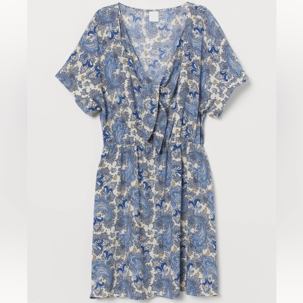 H&M Short Sleeve V-neck Tie-Front Paisley Mini Dress Size 10